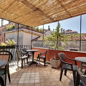 Bed and breakfast Casa Di Sara ***