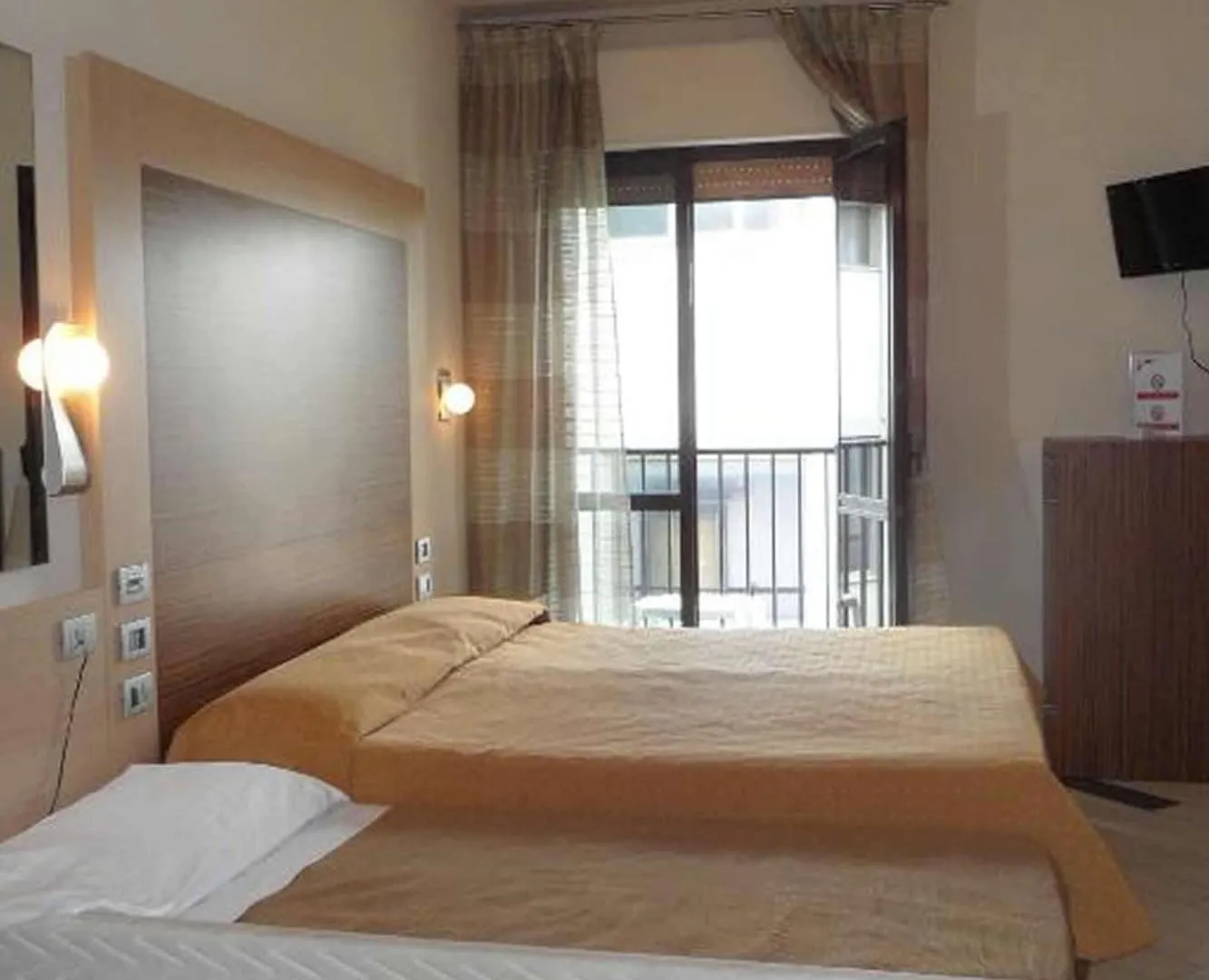 ***  Hotel Eden Viareggio Italy
