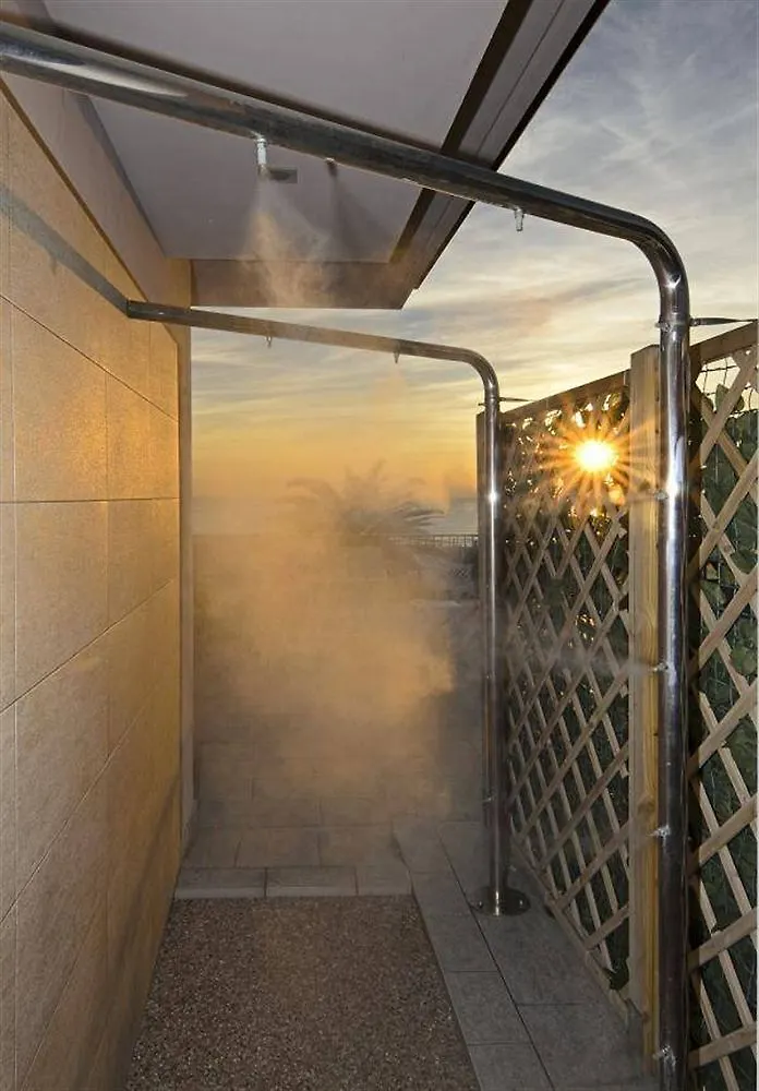 Hotel Eden Viareggio 3*,  Italy