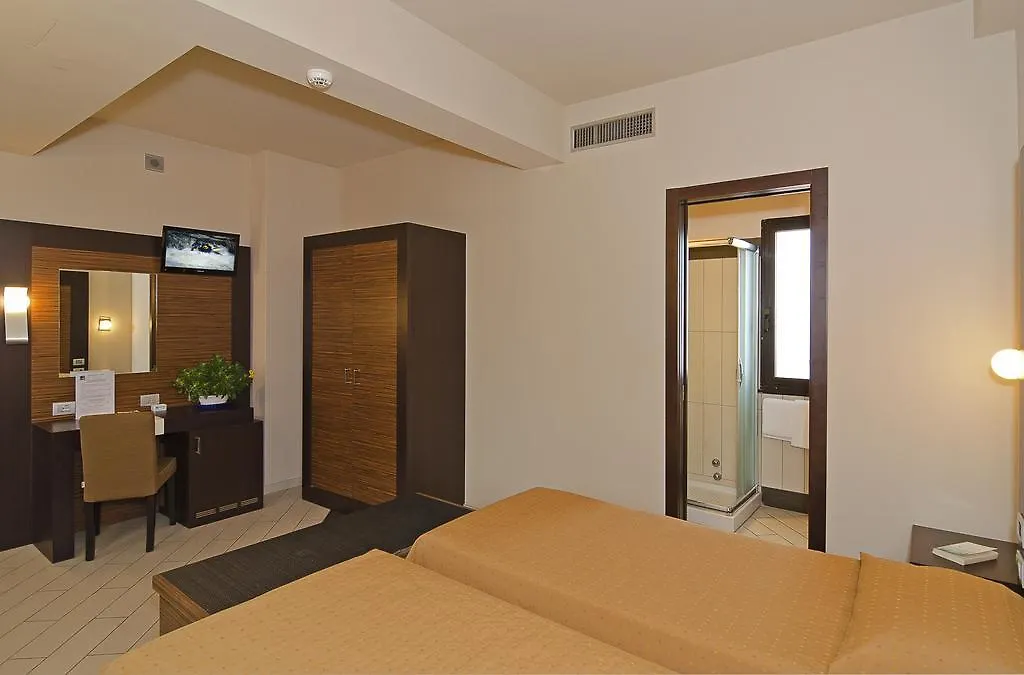 ***  Hotel Eden Viareggio Italy